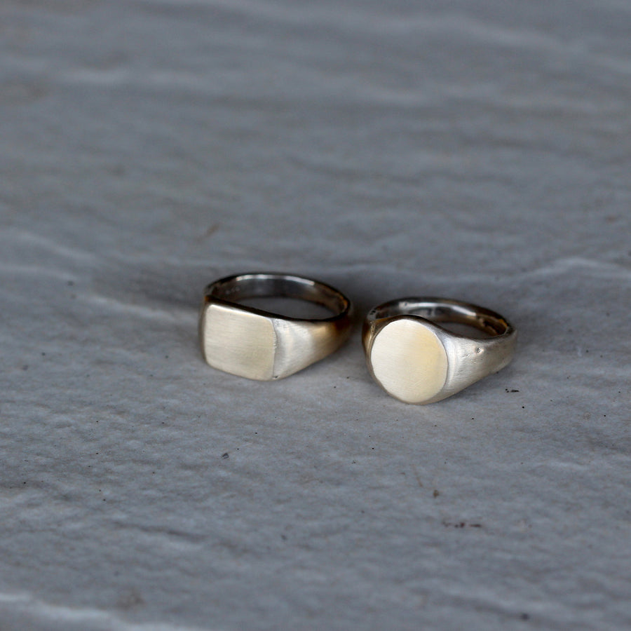 Organic Signet Ring -Round