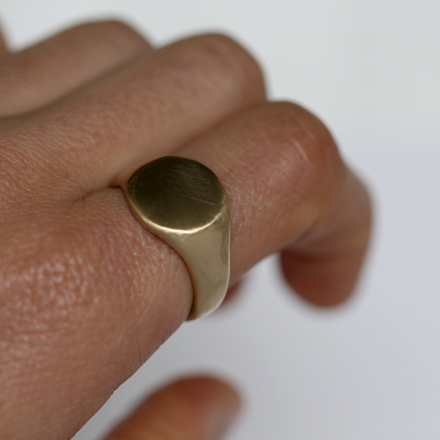 Organic Signet Ring -Round