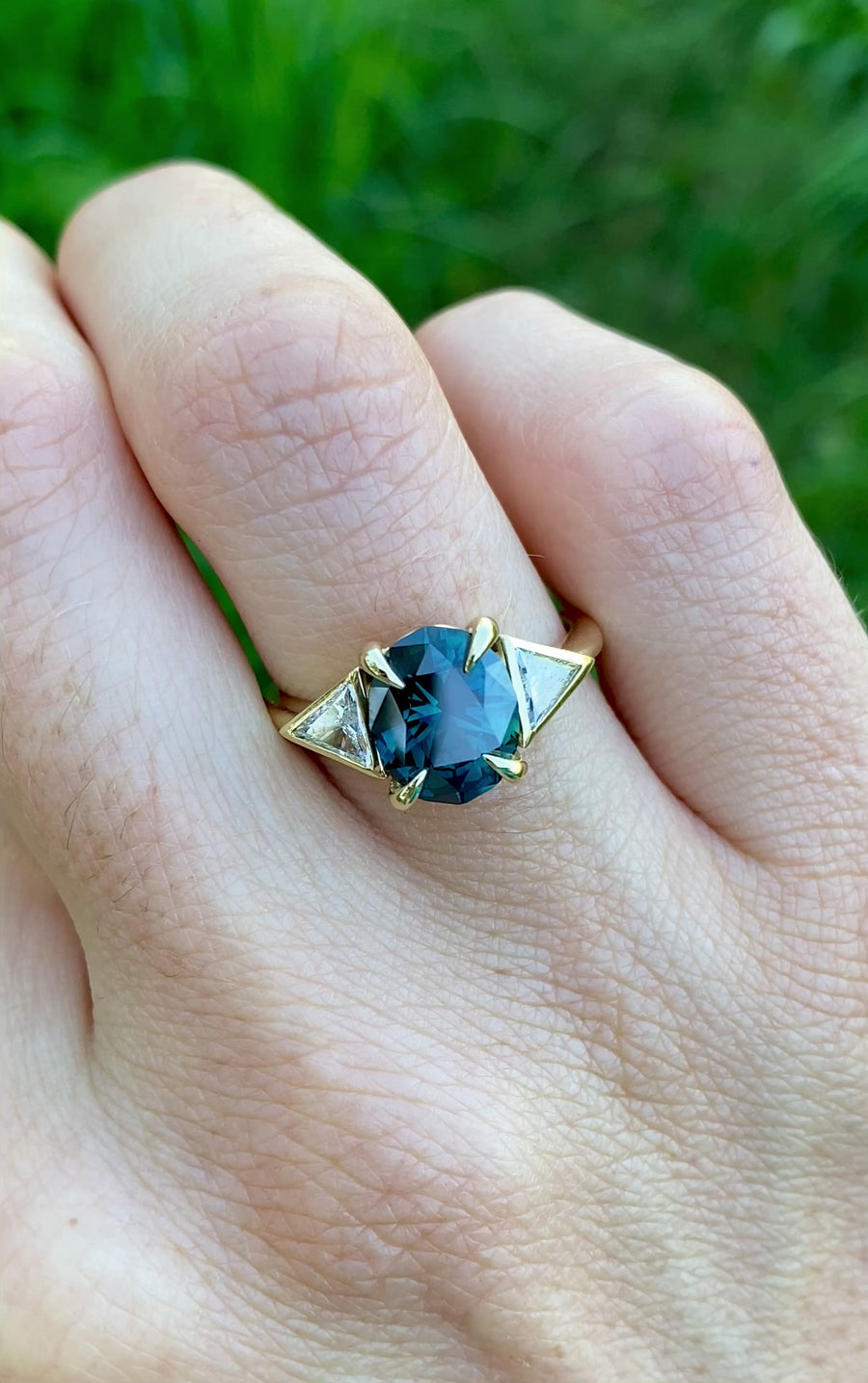 Certified Australian Blue Teal Sapphire Gold Diamond Engagement