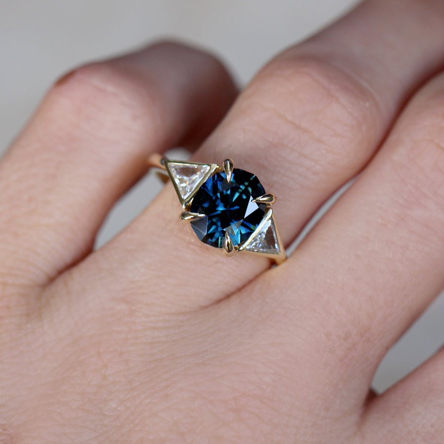 Australian Deep Blue Sapphire Ring - 2.65ct