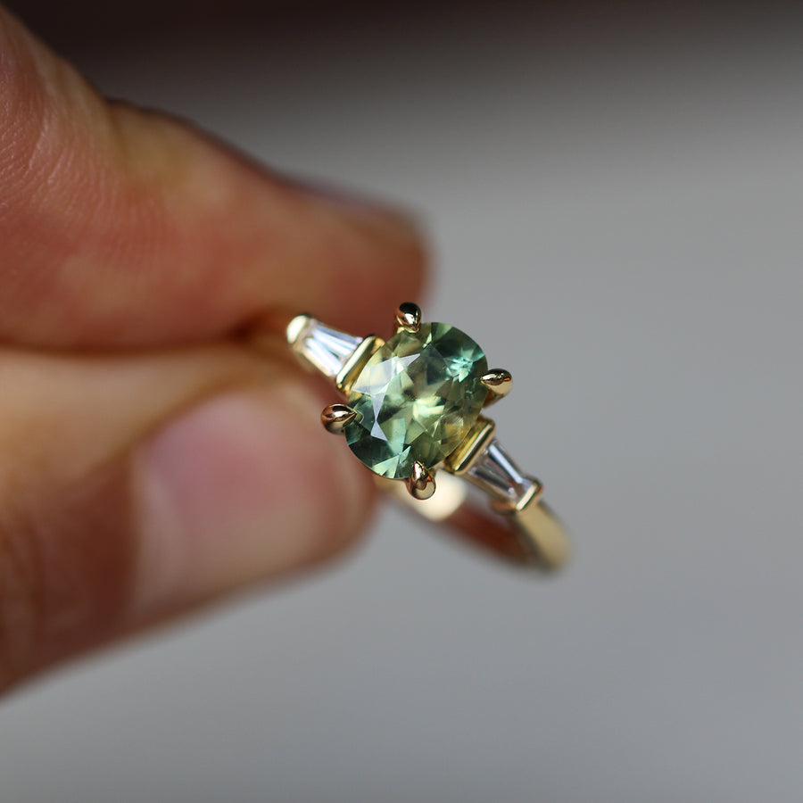 Yellow Green Sapphire Ring - 1.4ct