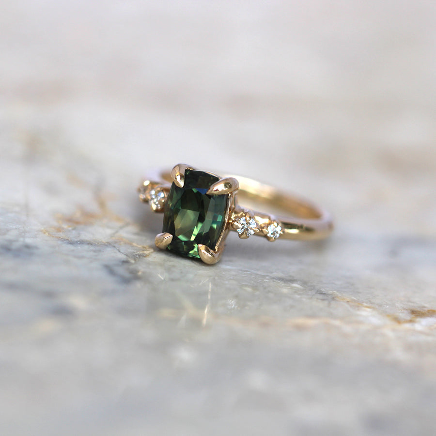 Green Oval Sapphire Ring - 2.5ct - JUX Jewellery