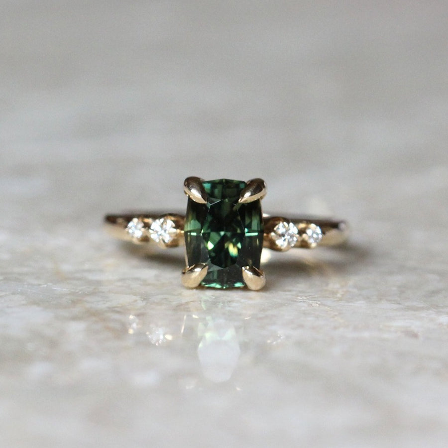 Green Oval Sapphire Ring - 2.5ct